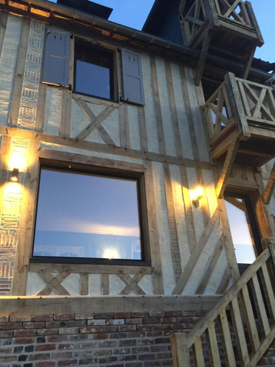 オンフルール La Maison De La Plage - La Cerisaie Bed & Breakfast エクステリア 写真